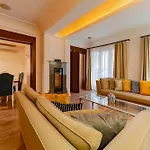 Appartamento Three-bedroom Family In Managed - Balcony & Elevator Near Taksim Square