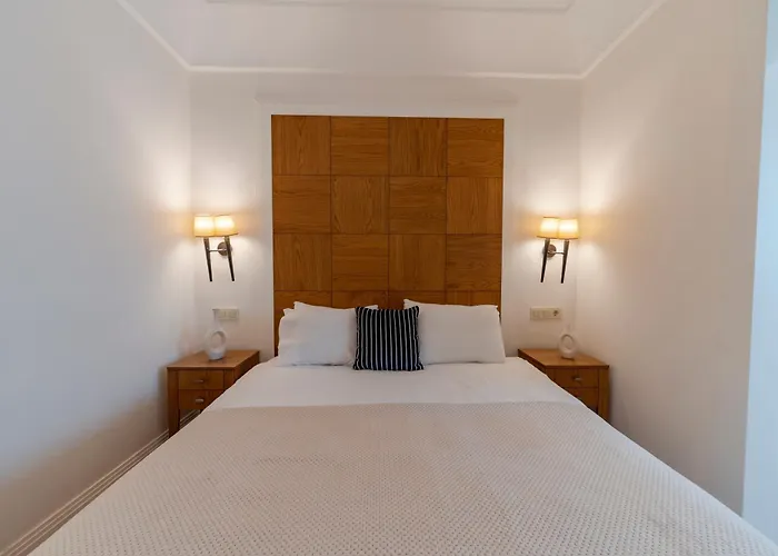 Three-bedroom Family In Managed - Balcony & Elevator Near Taksim Square